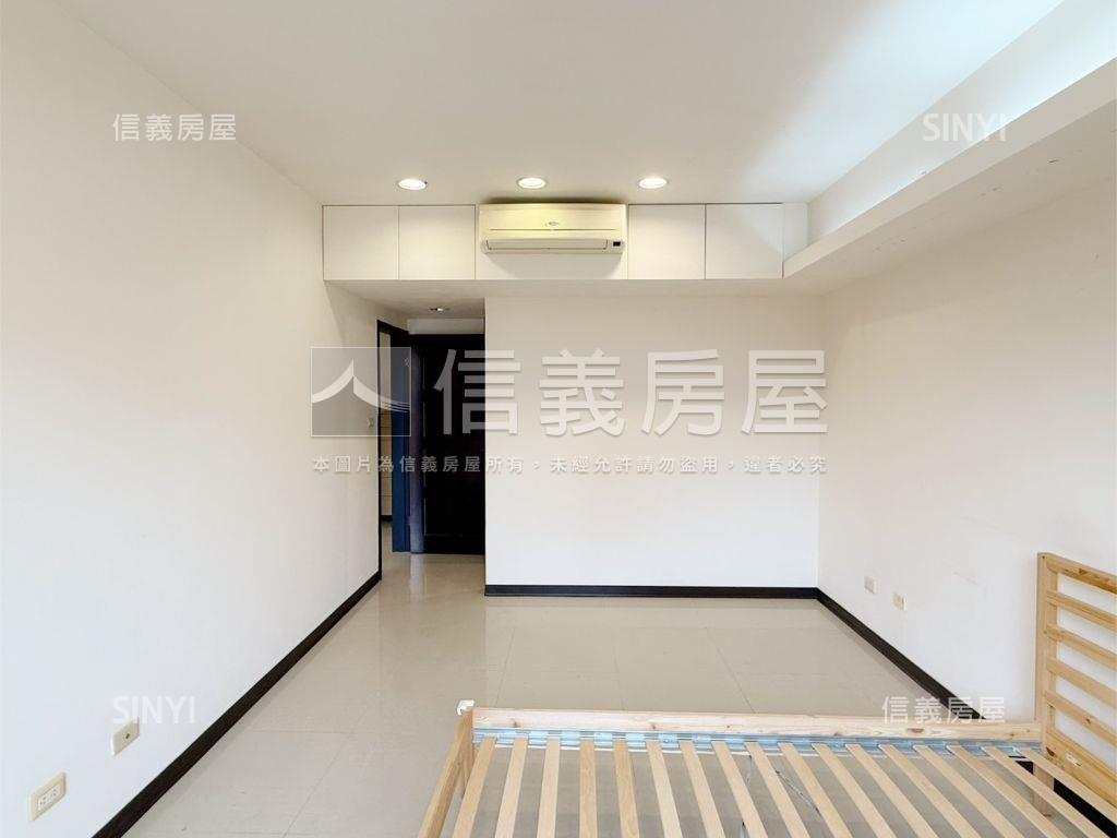 合康三房＋Ｂ２坡平車位房屋室內格局與周邊環境