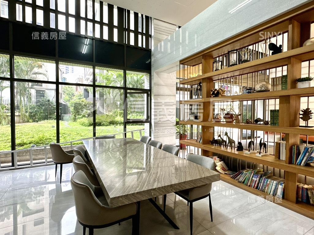 捷運站旁神奇的兩房平車房屋室內格局與周邊環境