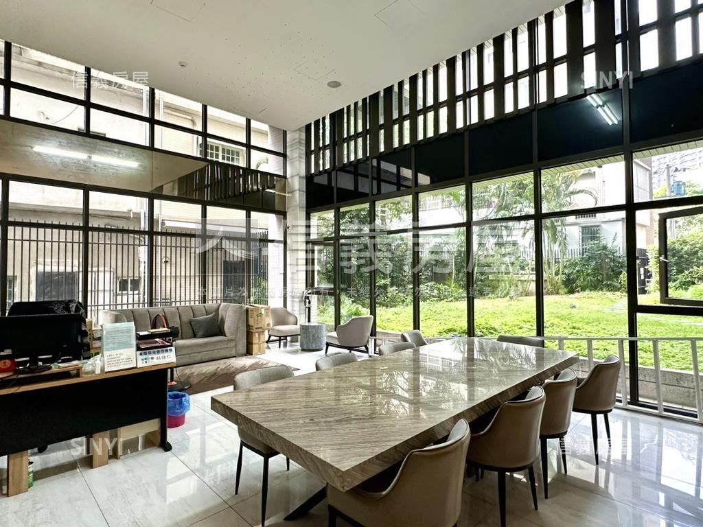 捷運站旁神奇的兩房平車房屋室內格局與周邊環境