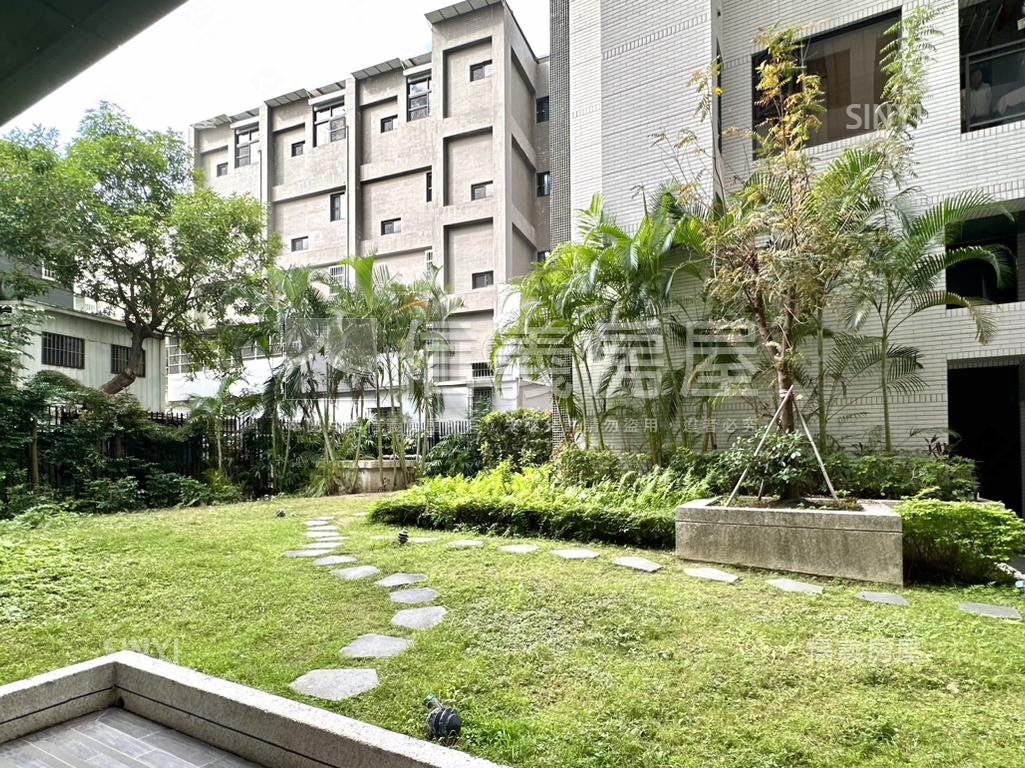 捷運站旁神奇的兩房平車房屋室內格局與周邊環境