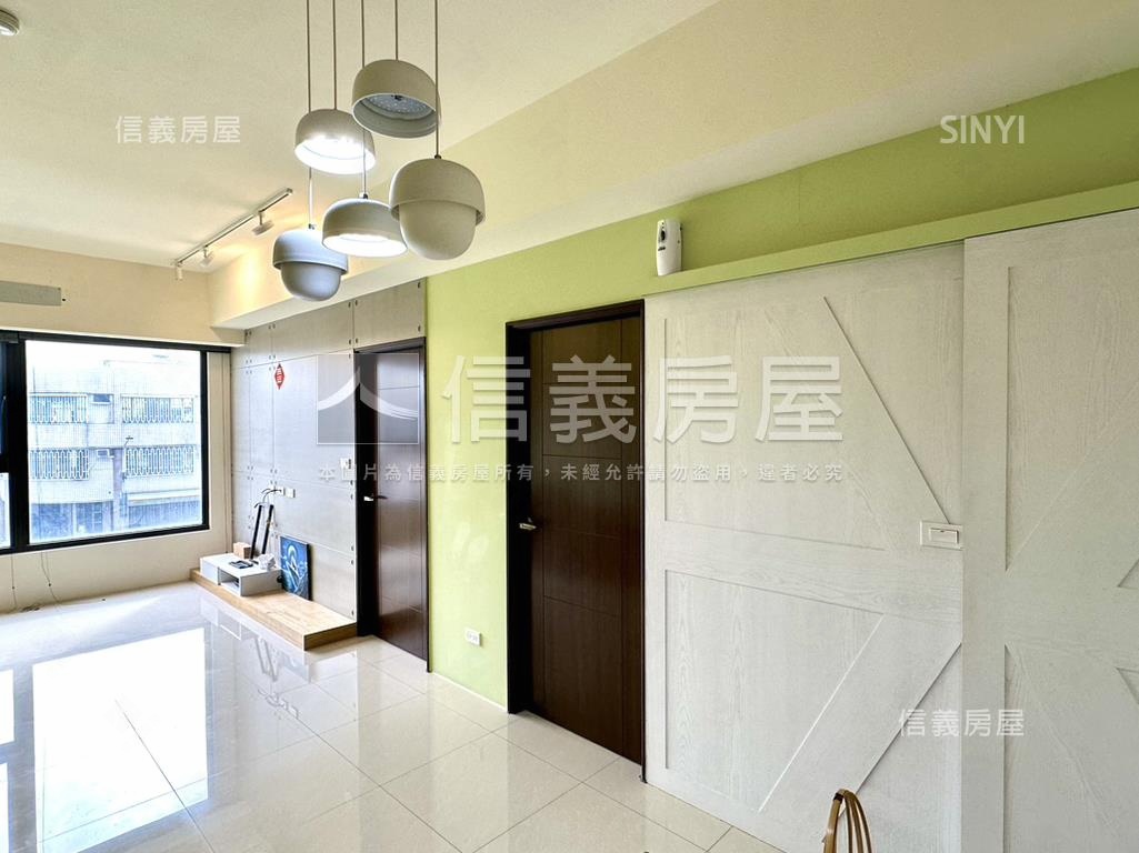 捷運站旁神奇的兩房平車房屋室內格局與周邊環境