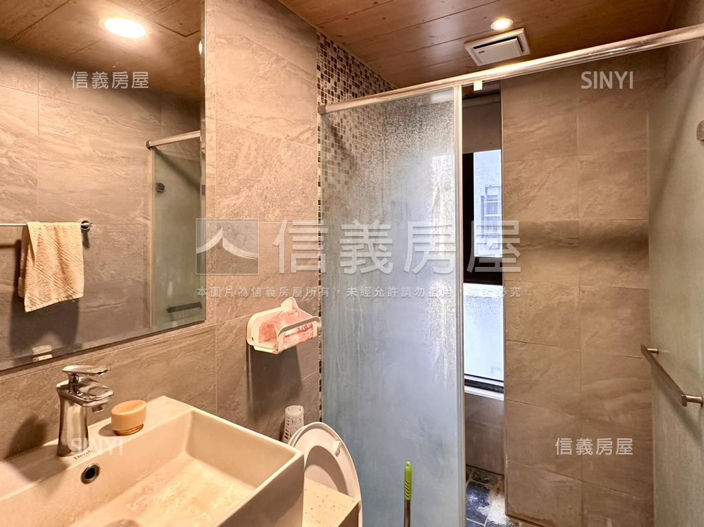 捷運站旁神奇的兩房平車房屋室內格局與周邊環境