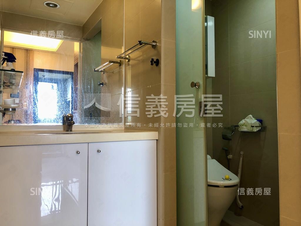 專任美麗臺北觀景屋房屋室內格局與周邊環境