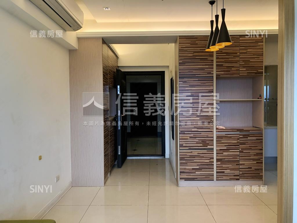專任美麗臺北觀景屋房屋室內格局與周邊環境