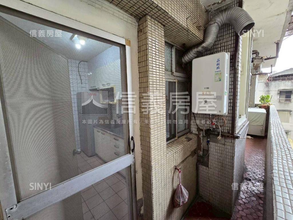 莒光邊間原格局電梯三房房屋室內格局與周邊環境