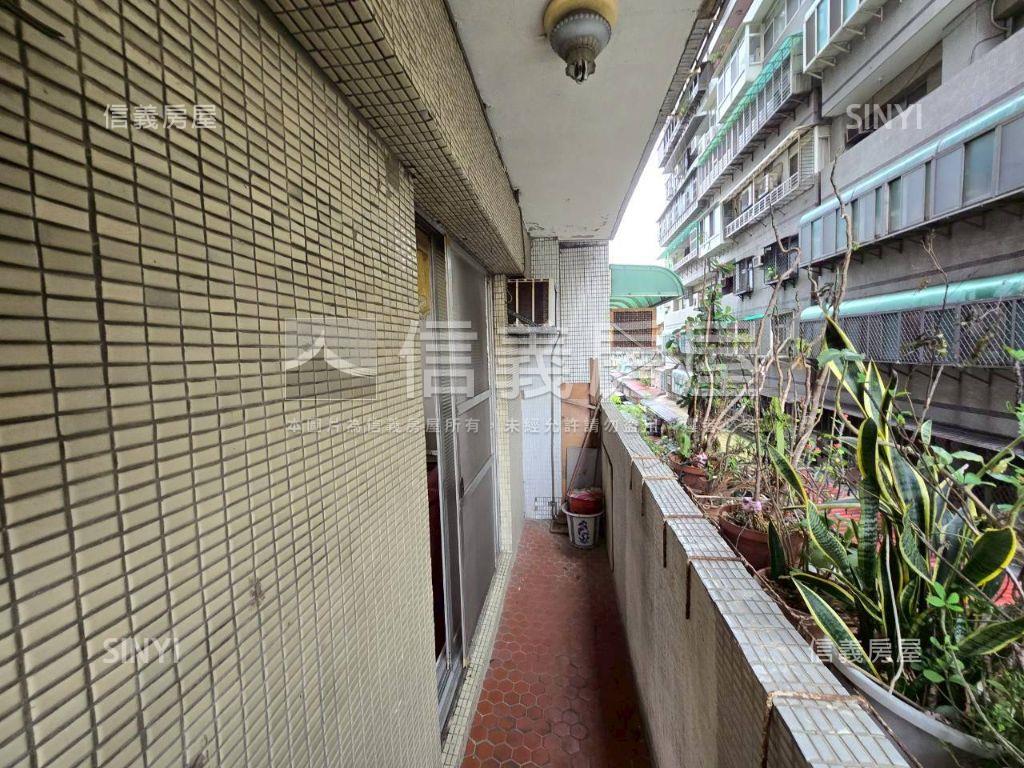 莒光邊間原格局電梯三房房屋室內格局與周邊環境