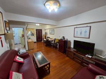 莒光邊間原格局電梯三房