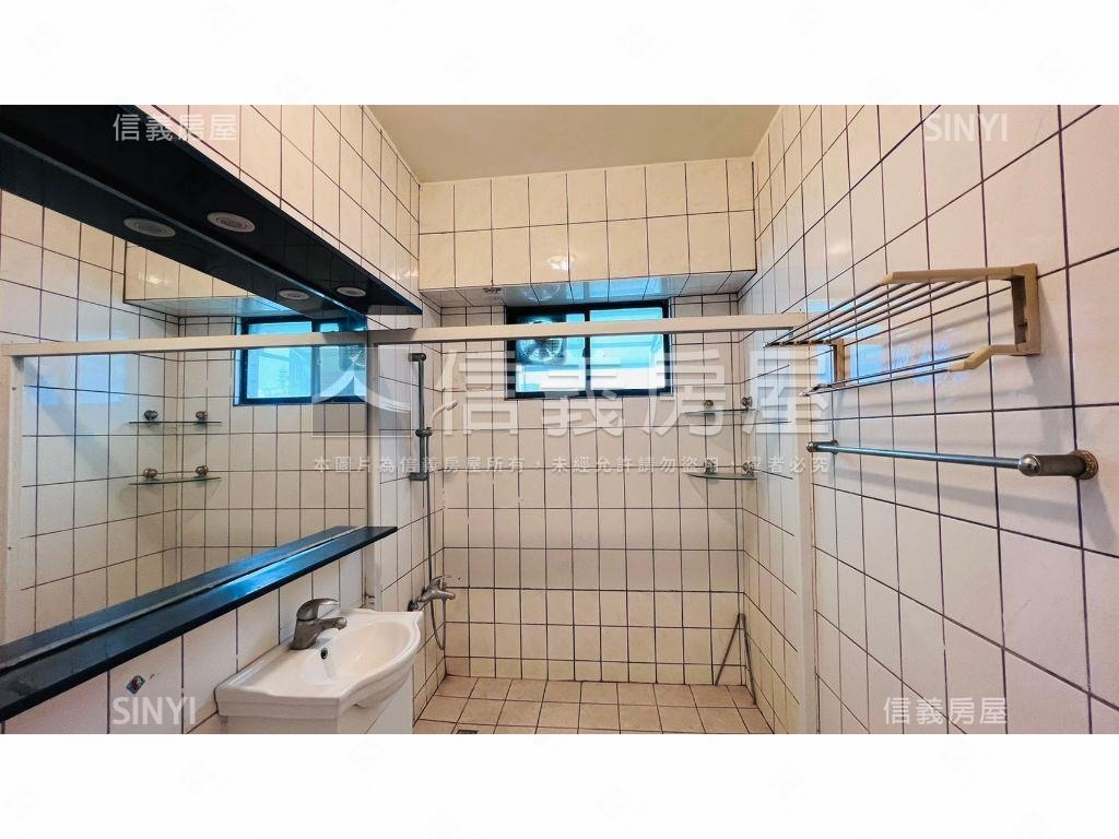 急售南區近火車站大三房房屋室內格局與周邊環境