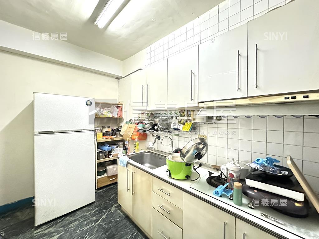 方正邊間陽光美寓房屋室內格局與周邊環境