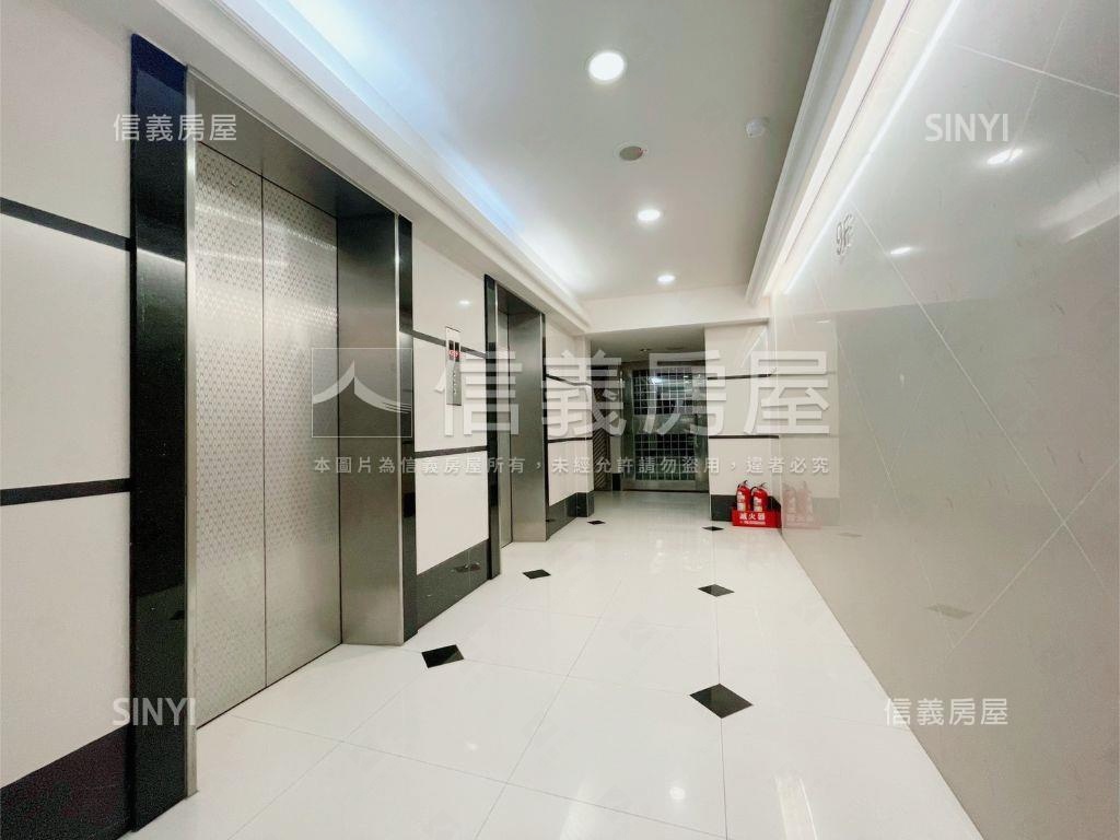 仁愛傳世１０１極景名邸房屋室內格局與周邊環境