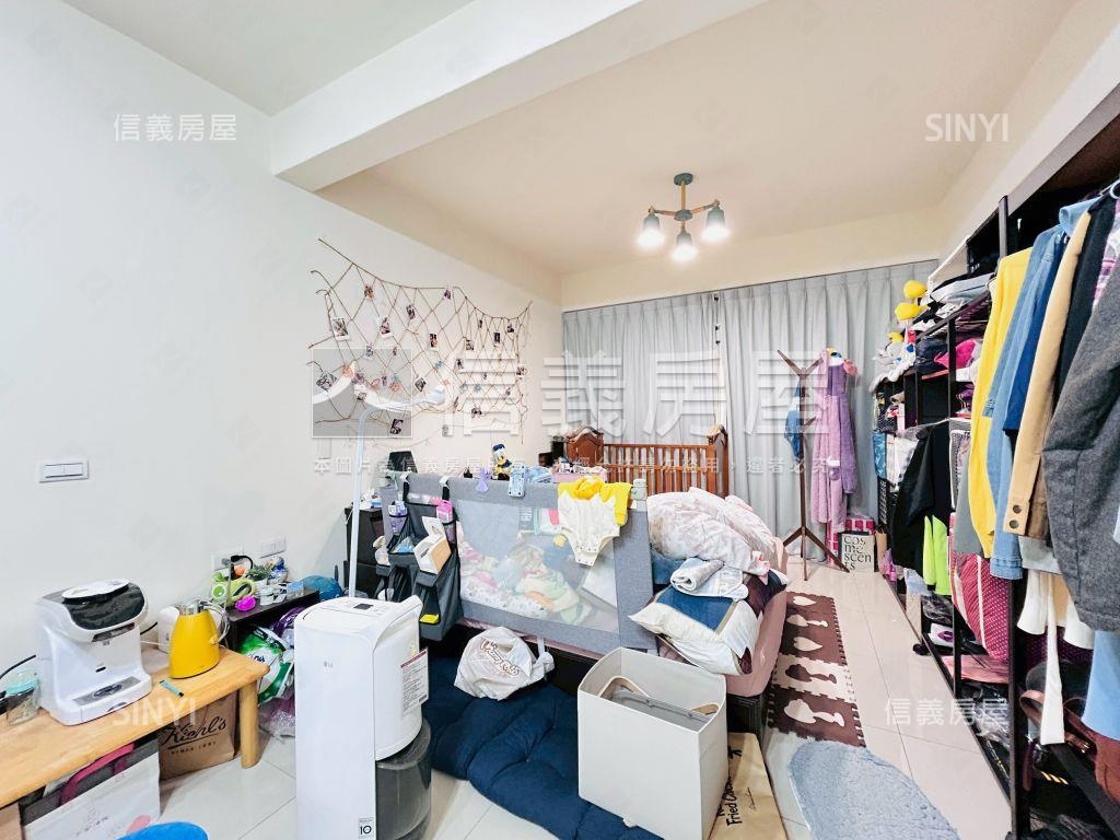 藝文核心翻修大透天房屋室內格局與周邊環境