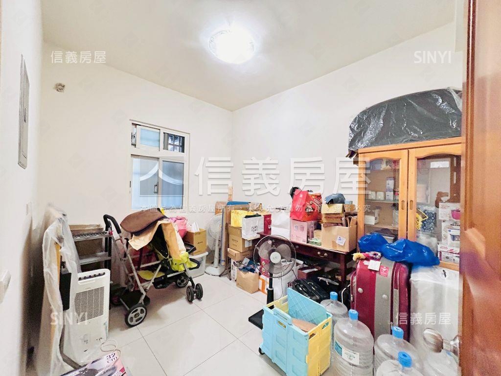 藝文核心翻修大透天房屋室內格局與周邊環境