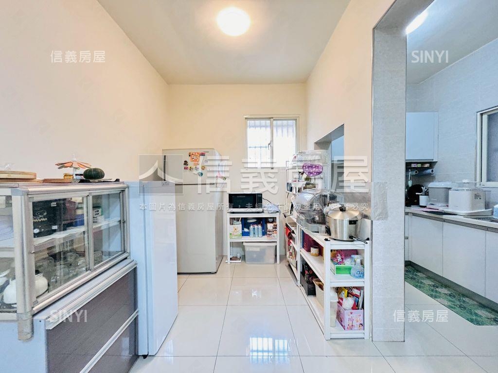 藝文核心翻修大透天房屋室內格局與周邊環境