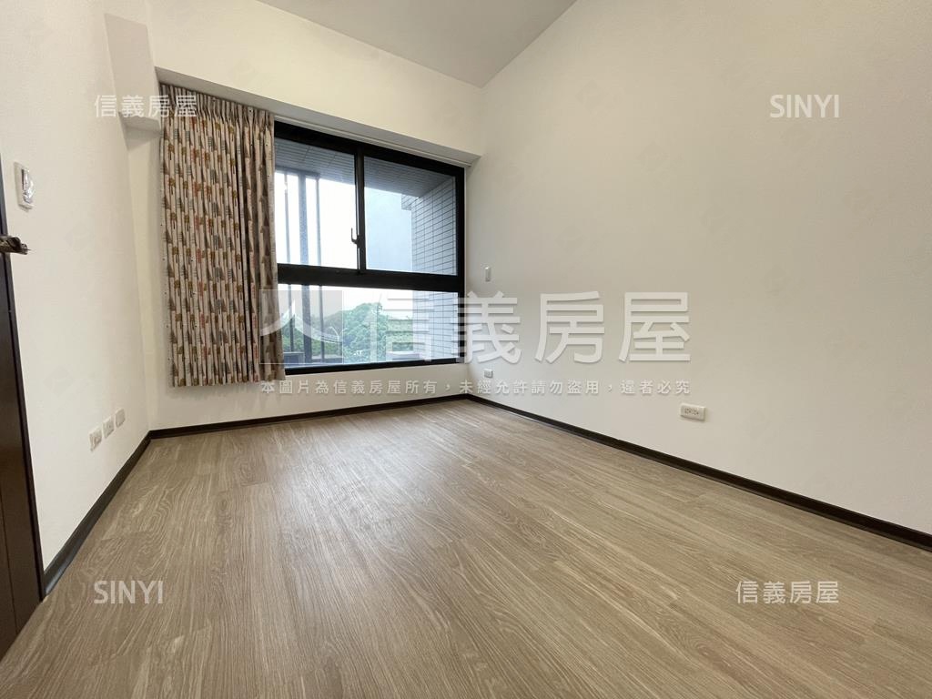 三發嵐海擁抱綠景小資美宅房屋室內格局與周邊環境