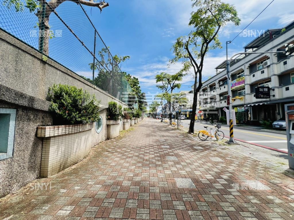 澄品邊間三房附平面車位房屋室內格局與周邊環境