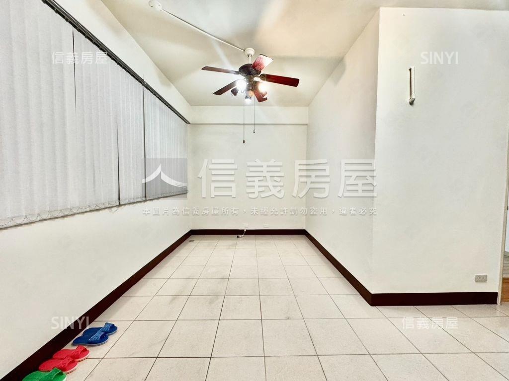 中正稀有方正公寓１樓房屋室內格局與周邊環境
