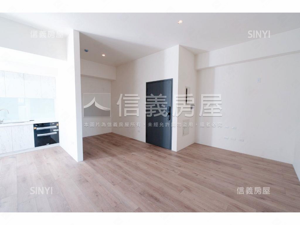 北屯輕屋齡電梯兩房附車位房屋室內格局與周邊環境