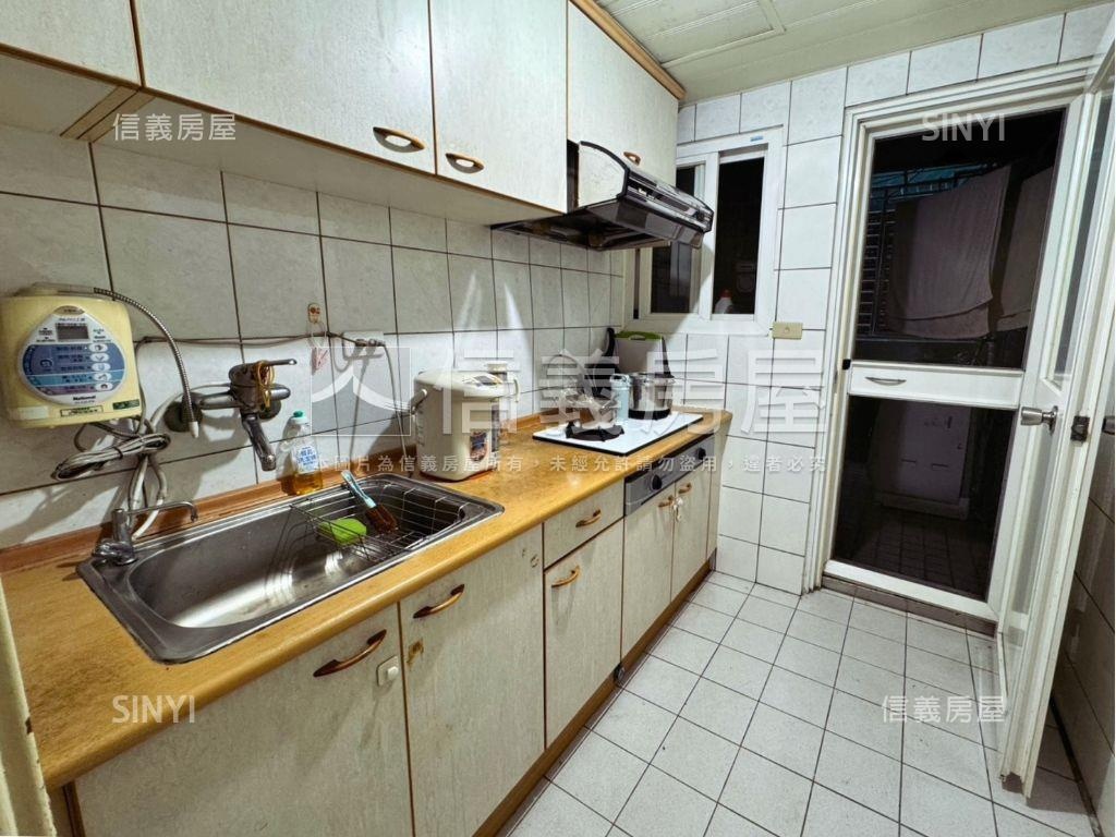 雪梨市書香逸境優質三房房屋室內格局與周邊環境