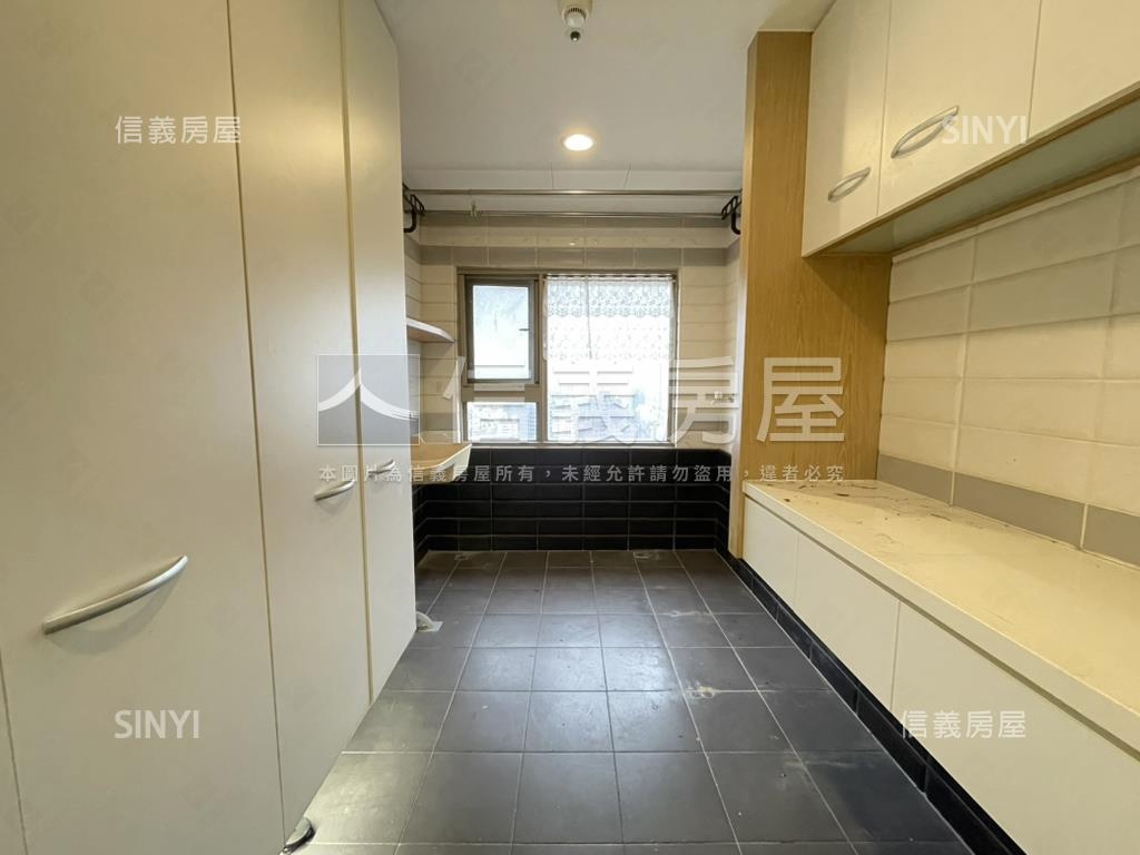 德安家康帝王視野雙併大戶房屋室內格局與周邊環境