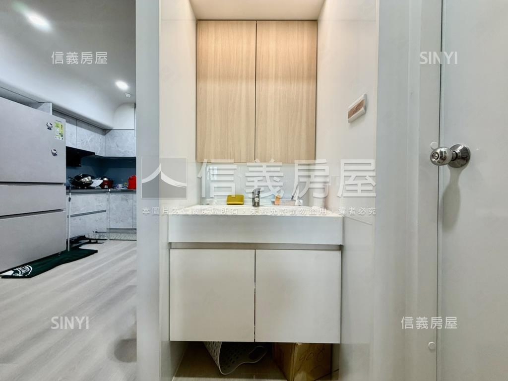 近南紡採光質感裝潢兩房房屋室內格局與周邊環境