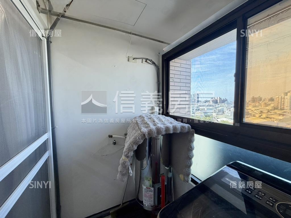 近南紡採光質感裝潢兩房房屋室內格局與周邊環境