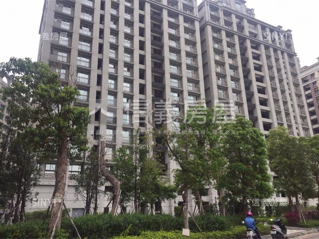璀璨精美裝潢三房車位房屋室內格局與周邊環境