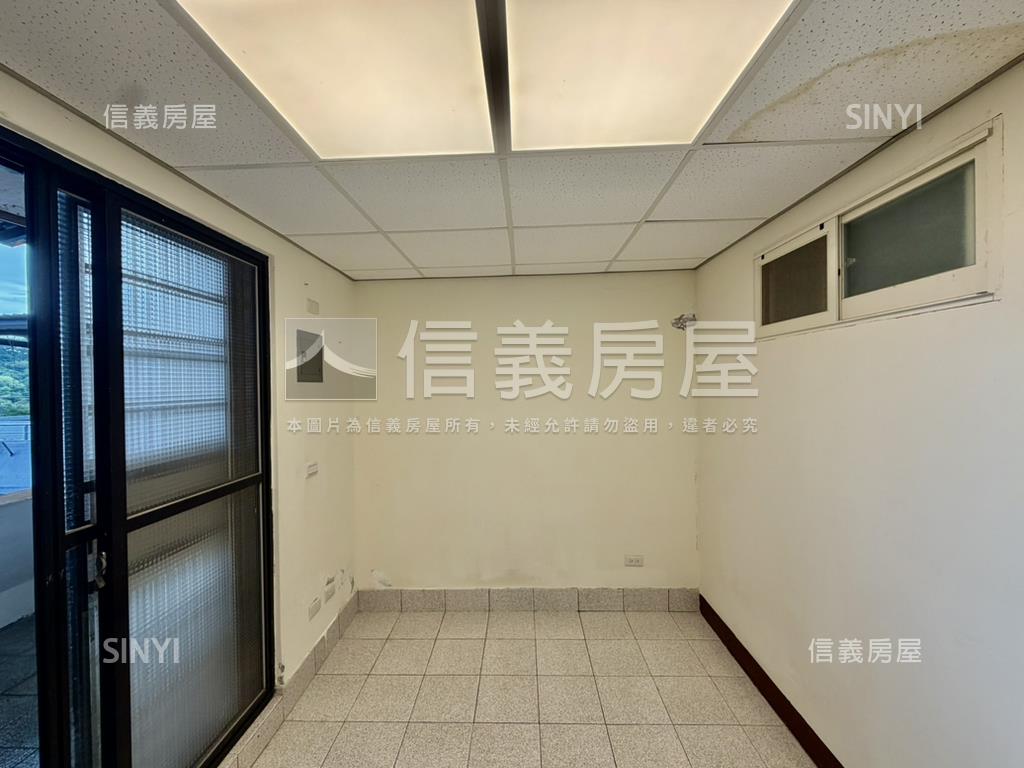 【正面南港公園】大空間房屋室內格局與周邊環境