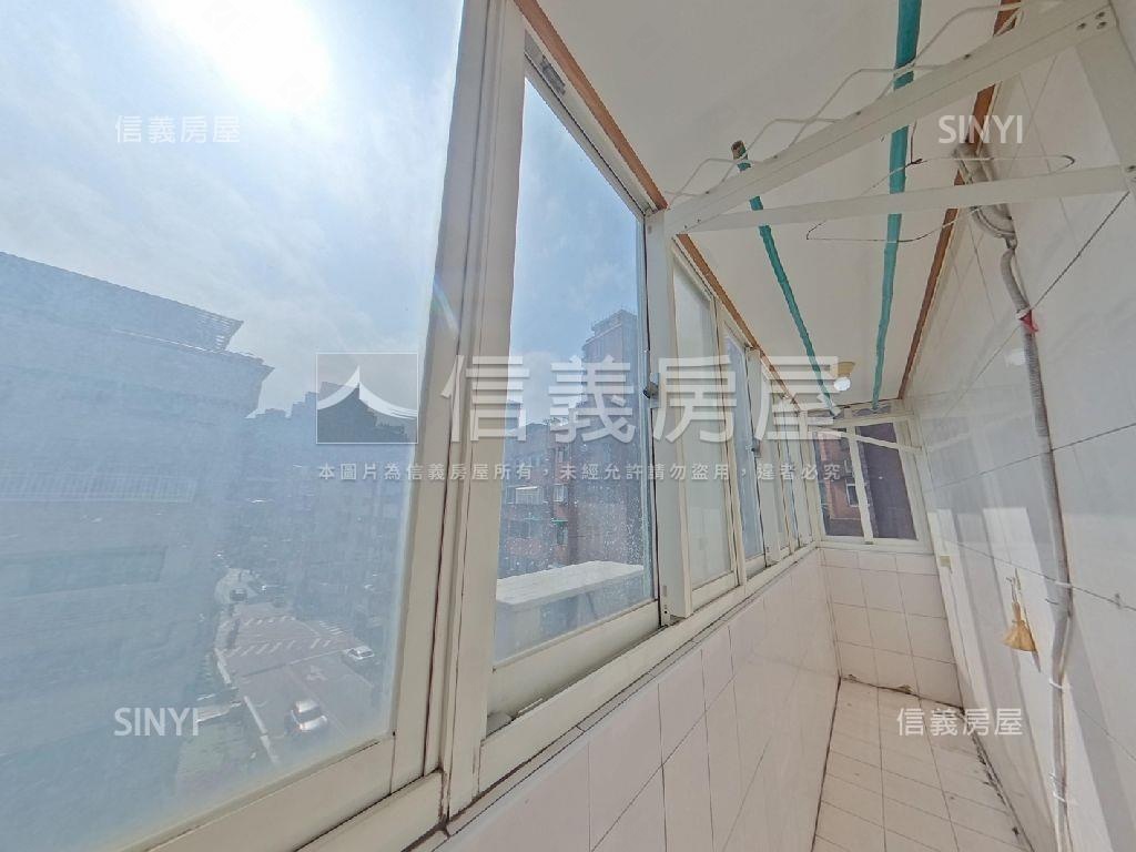 國館有管理大面寬採光高樓房屋室內格局與周邊環境