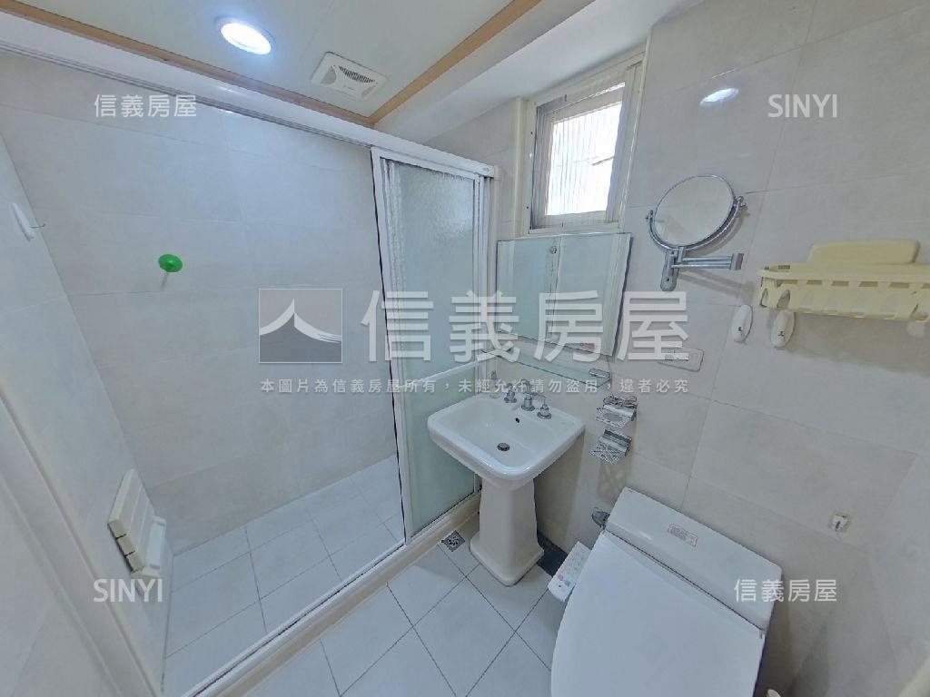 國館有管理大面寬採光高樓房屋室內格局與周邊環境