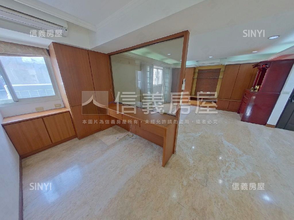 國館有管理大面寬採光高樓房屋室內格局與周邊環境