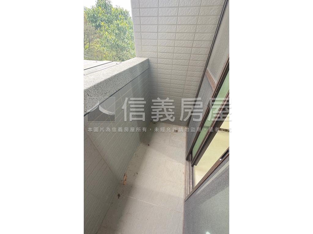 里山鑽全新裝潢大空間房屋室內格局與周邊環境