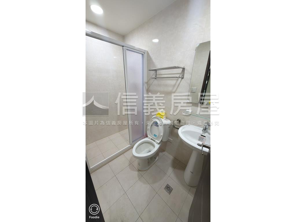 里山鑽全新裝潢大空間房屋室內格局與周邊環境