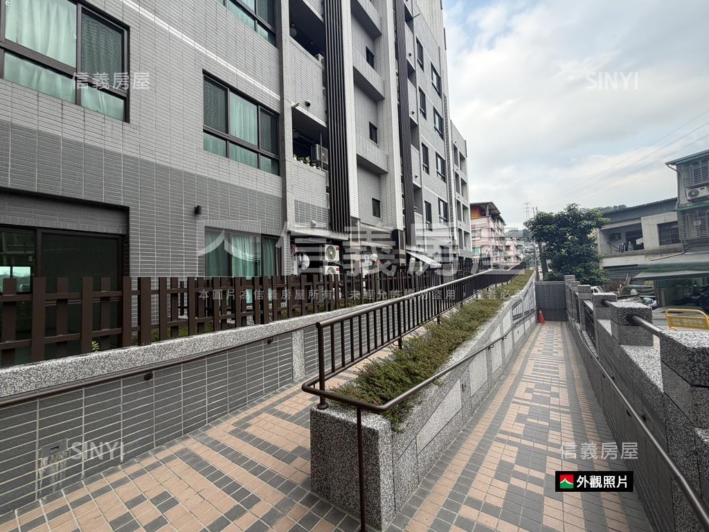 里山鑽全新裝潢大空間房屋室內格局與周邊環境