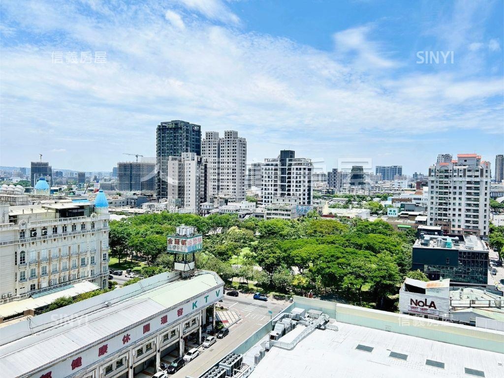 浪漫凡爾賽兩房車位房屋室內格局與周邊環境