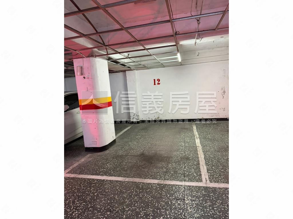 美麗華獨立產權坡平車位房屋室內格局與周邊環境