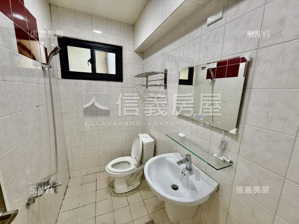 高樓方正採光電梯３房房屋室內格局與周邊環境