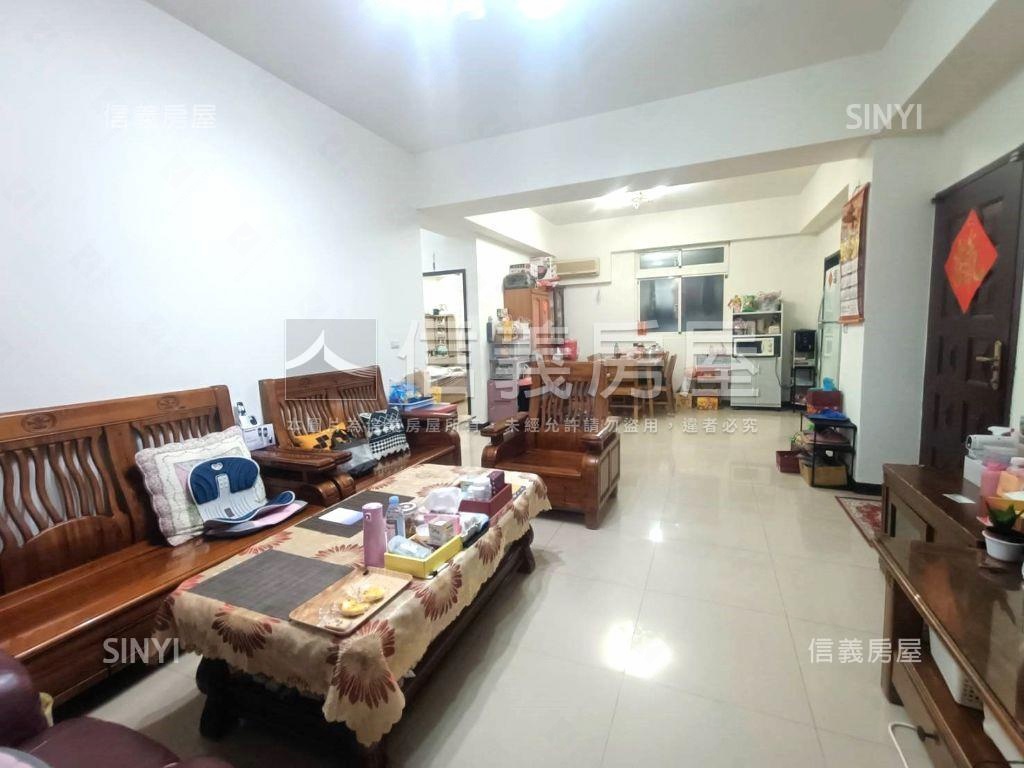 光華街稀有電梯四房房屋室內格局與周邊環境