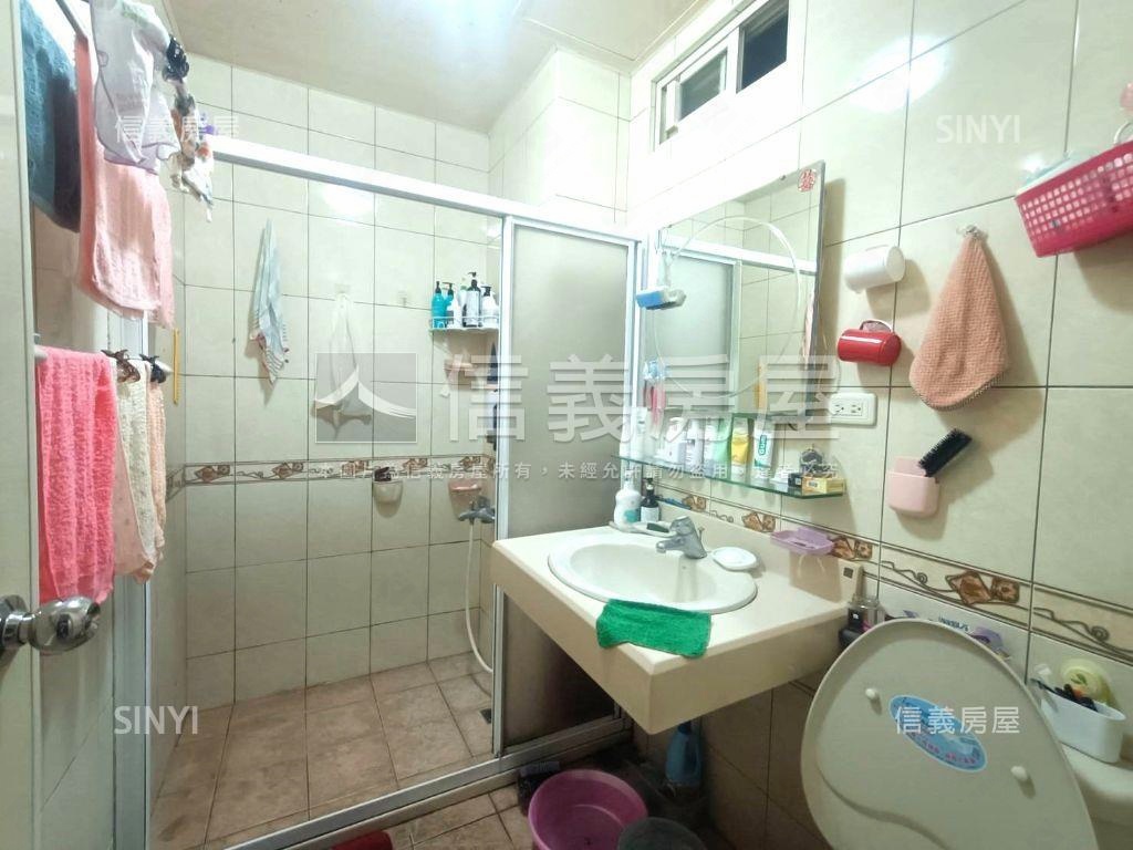 光華街稀有電梯四房房屋室內格局與周邊環境