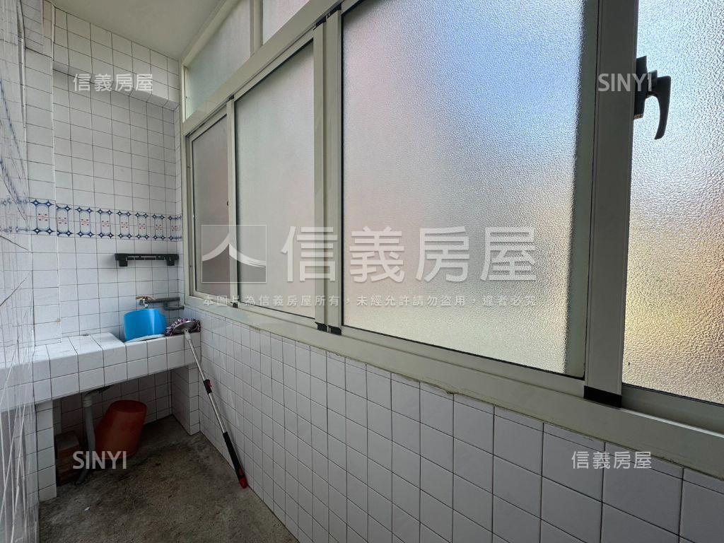 和美鬧區黃金店面房屋室內格局與周邊環境