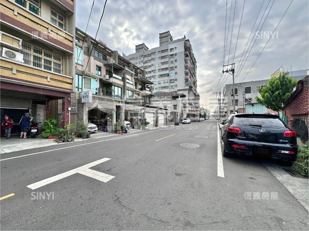 永康｜臨１１米角窗豪宅地房屋室內格局與周邊環境