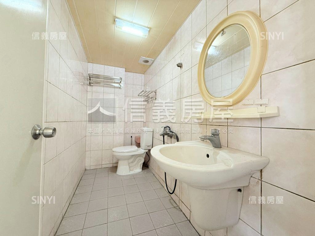 近永康國小大三房平面車位房屋室內格局與周邊環境