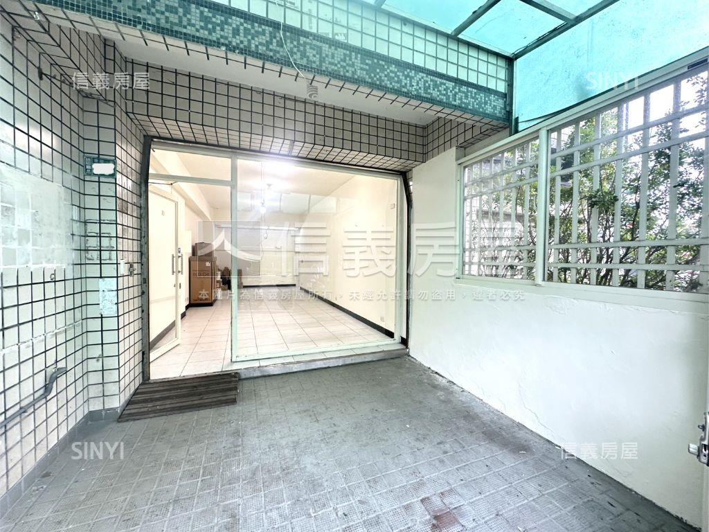 桃林步道首排低總價店面房屋室內格局與周邊環境