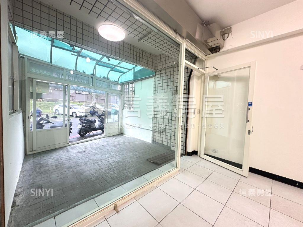 桃林步道首排低總價店面房屋室內格局與周邊環境