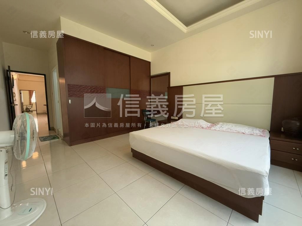 草衙道大地坪騎樓透天房屋室內格局與周邊環境