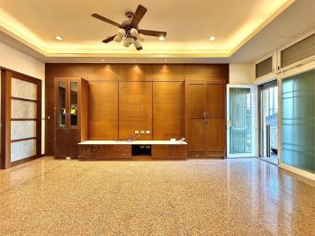 景昌正街＊寬敞經典美透