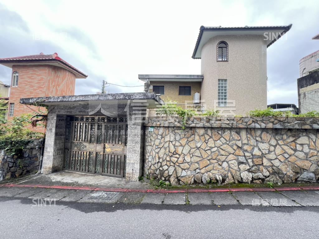 再興獨戶別墅透天房屋室內格局與周邊環境