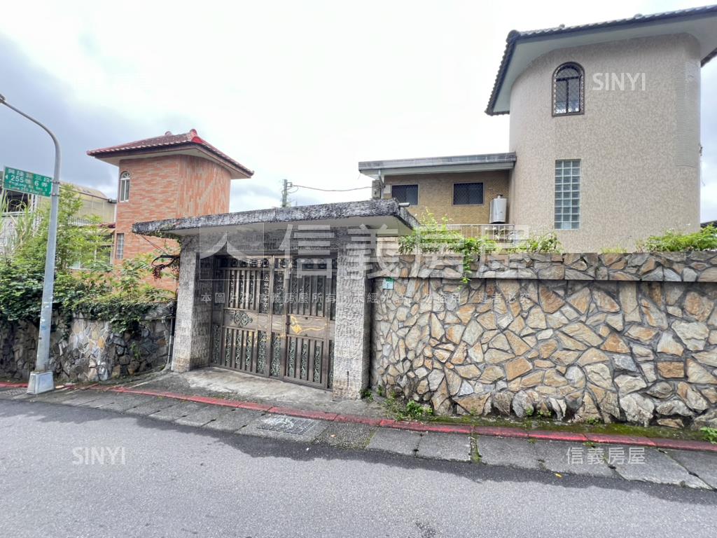 再興獨戶別墅透天房屋室內格局與周邊環境