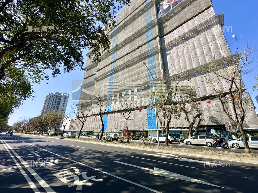 潤隆鉑悅朝南三房平車房屋室內格局與周邊環境