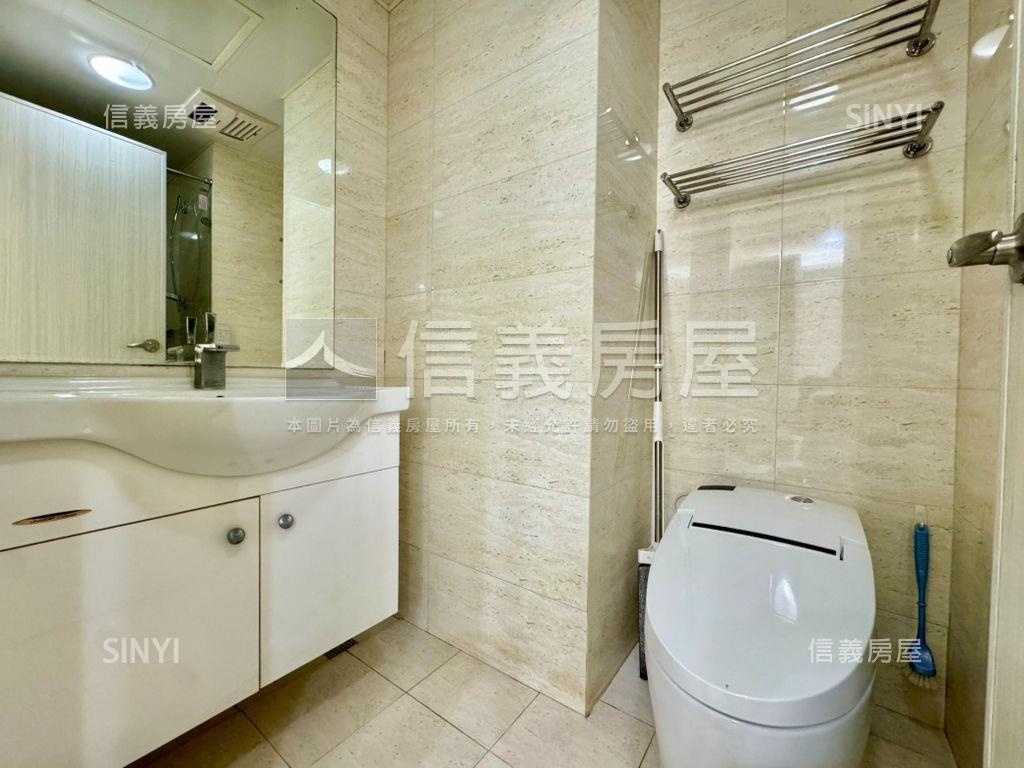 北區樹梢三房雙陽台房屋室內格局與周邊環境