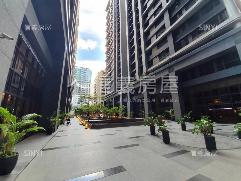 北區樹梢三房雙陽台房屋室內格局與周邊環境